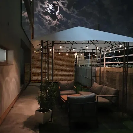 Roua's Garden Апартаменты *